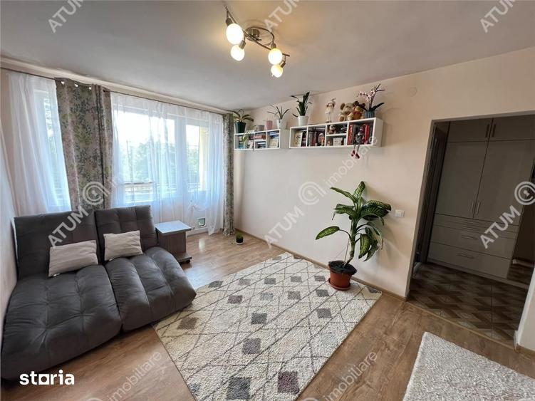 Apartament 2 camere balcon pivnita etajul 1 zona Siretului Sibiu - 13