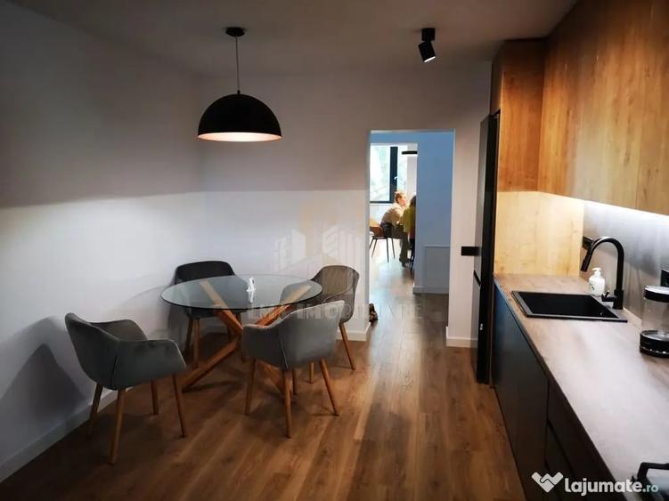 Apartament cu 3 camere decomandat în Ultracentral