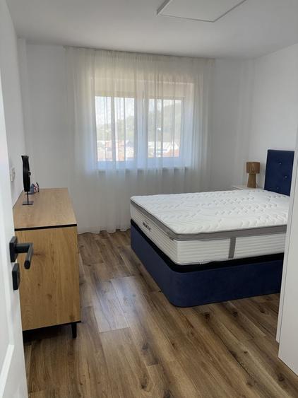 Apartament cu 2 camere decomandat în Est