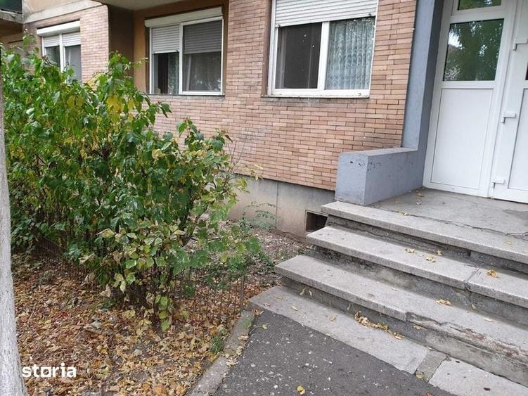 Apartament cu 2 camere semidecomandat în Calea Aradului