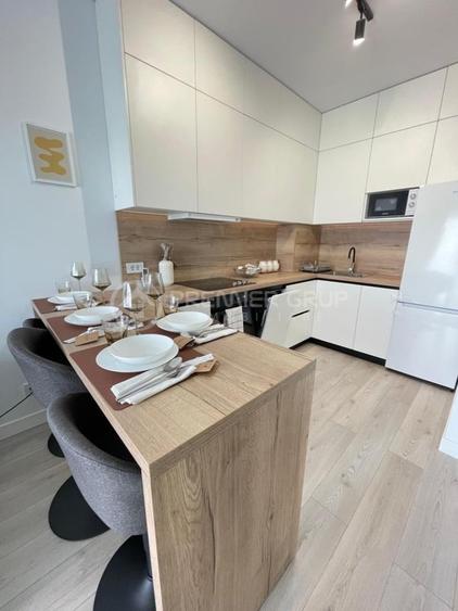 Apartament cu 2 camere decomandat în Podu Roș
