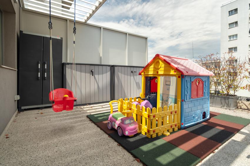 Apartament cu 3 camere decomandat în Ștefan cel Mare