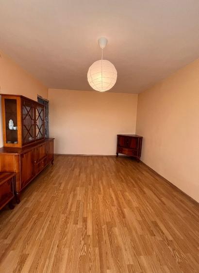 APARTAMENT 3 CAMERE, BLOC IZOLAT TERMIC, CENTRALA PROPRIE, 2 BAI - 3