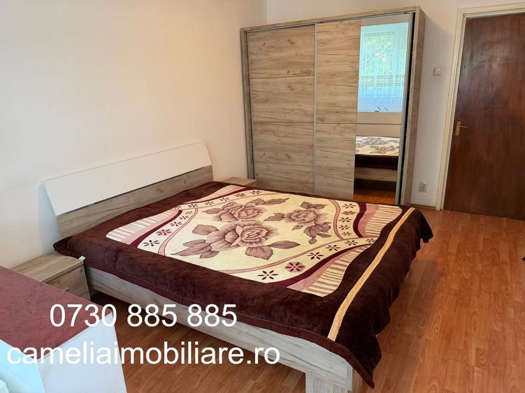 Apartament cu 3 camere semidecomandat în Gorjului