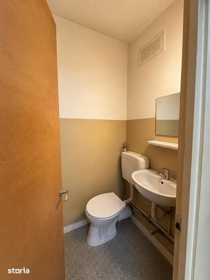 Apartament cu 3 camere decomandat în Aviației