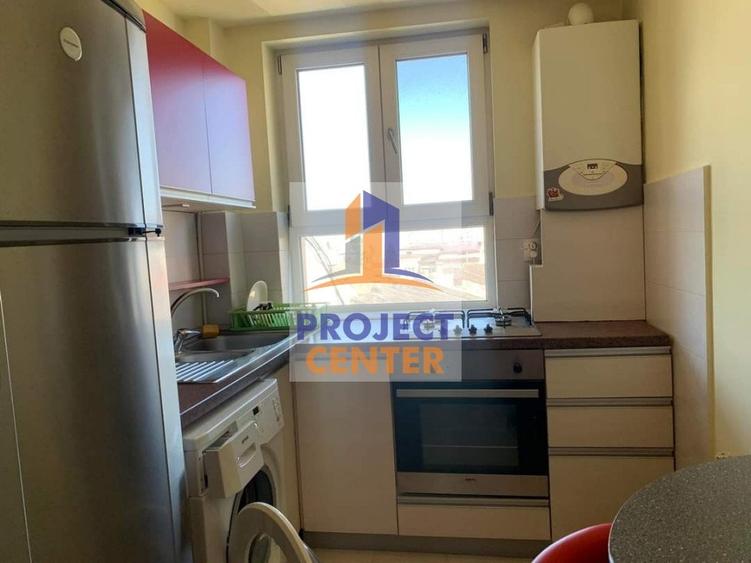 Apartament cu 3 camere decomandat, mobilat în Ultracentral