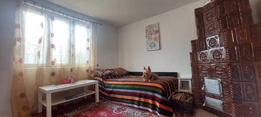 Casă cu 3 camere în Tărtășești