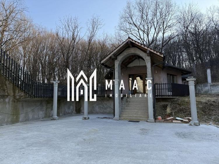 Casă individuală cu 6 camere cu Canalizare în Nord-Vest