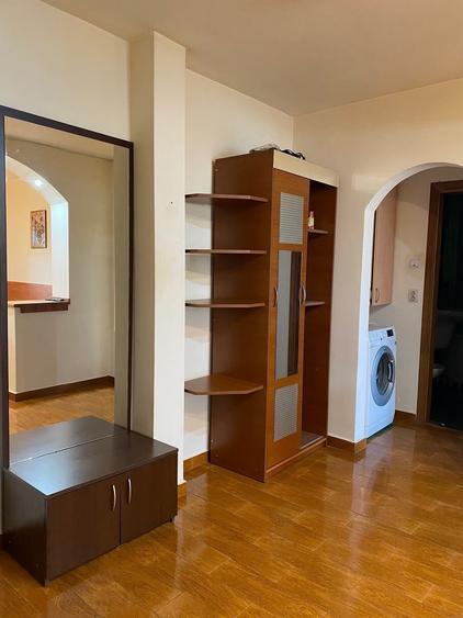 Apartament cu 2 camere decomandat în Popa Șapcă