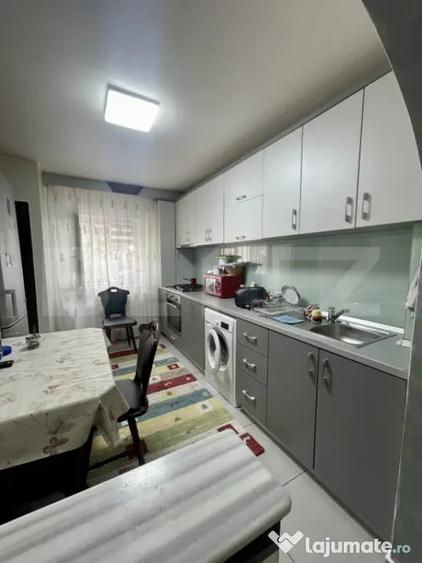 Apartament cu 3 camere semidecomandat, mobilat în Burdujeni