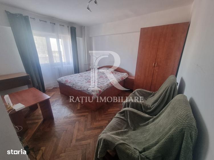Garsonieră decomandată în Deve
