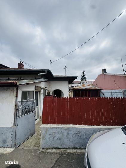 Casă cu 3 camere cu Teren 227 Mp în Industriilor