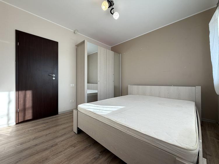 Apartament cu 3 camere decomandat, mobilat în Dumbrăvița