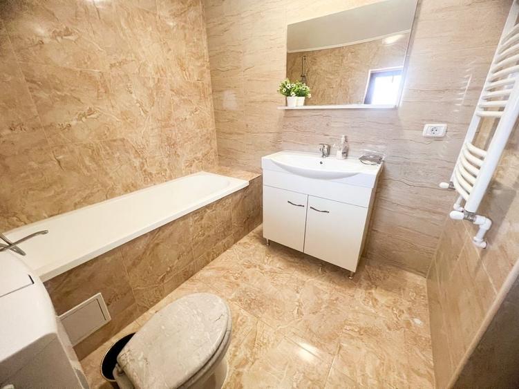 Inchiriez apartament pe termn mediu/lung disponibil in luna Septembrie. - 2