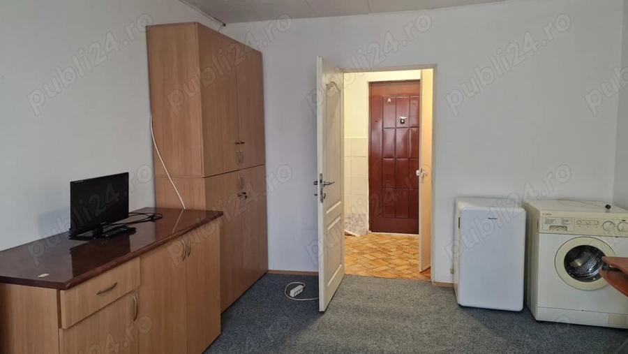 Garsonieră în Aradului