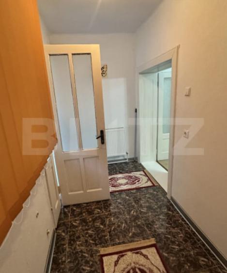 Casă cu 3 camere cu Teren 200 Mp în Central