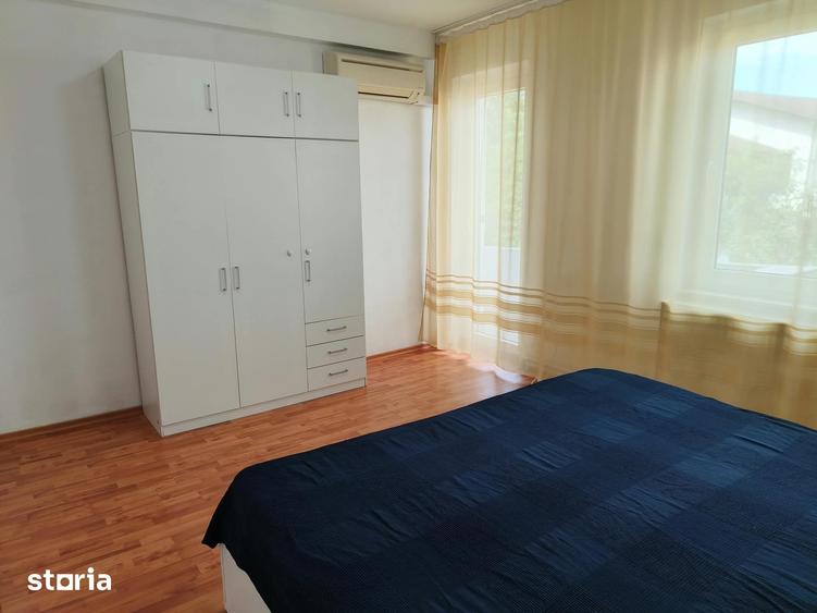 Casă cu 4 camere cu Teren 220 Mp în Calea București