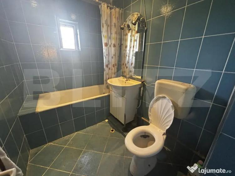 Apartament cu 3 camere decomandat, mobilat în Micro 16