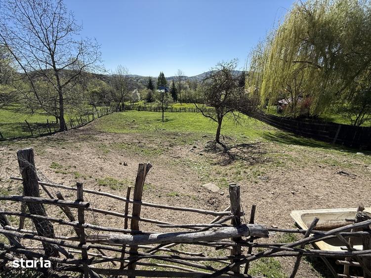 Teren de 1121 mp, în Central