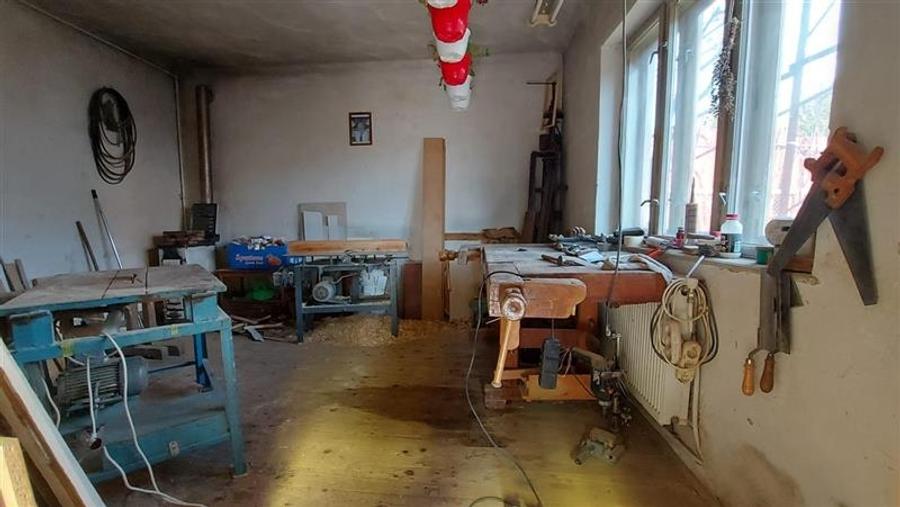 Casă individuală cu 3 camere cu Teren 385 Mp în Unirii