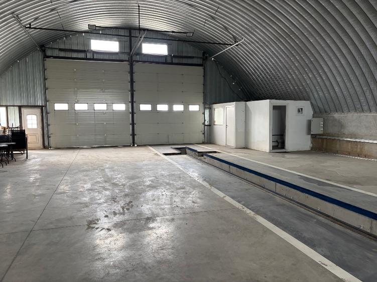 Spațiu industrial, de 300 mp, în Cristești