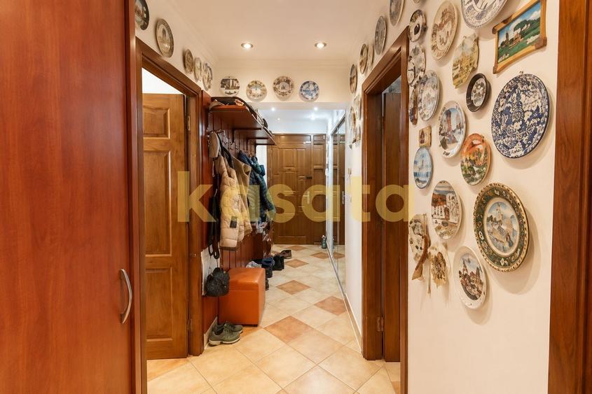 Apartament cu 4 camere decomandat, mobilat în Iancului