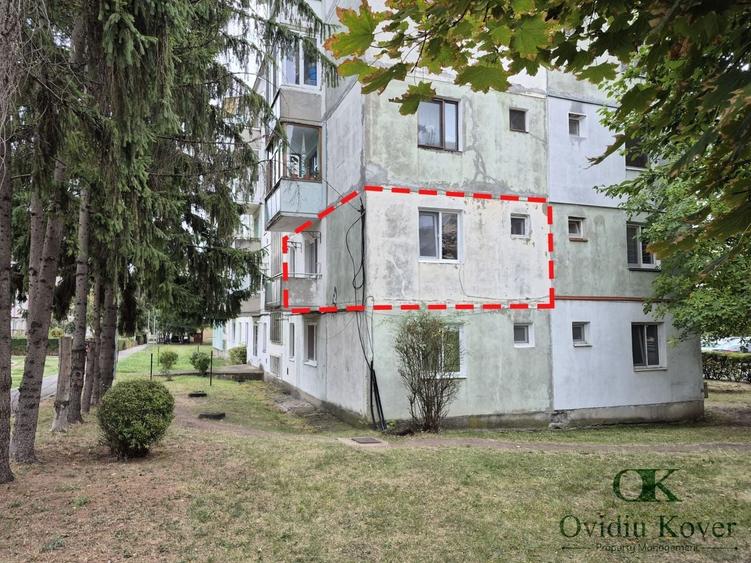 Apartament cu 2 camere, mobilat în Simeria