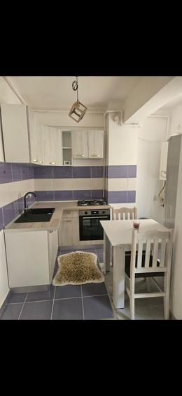 Garsonieră semidecomandată în Rahova