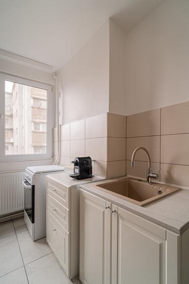 Apartament cu 2 camere decomandat, mobilat în Cișmigiu