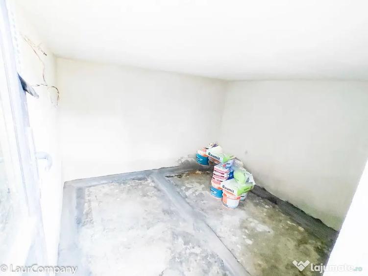 Casă cu 4 camere cu Teren 400 Mp în Ștefănești