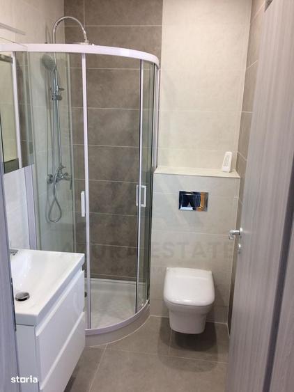 Apartament cu 3 camere în Calea Dumbrăvii