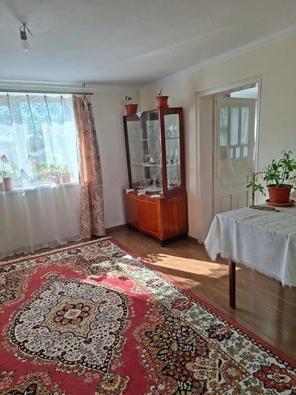 Casă cu 5 camere cu Teren 250 Mp în Ițcani