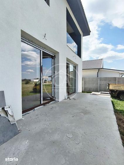 Apartament cu 2 camere decomandat în Sântandrei