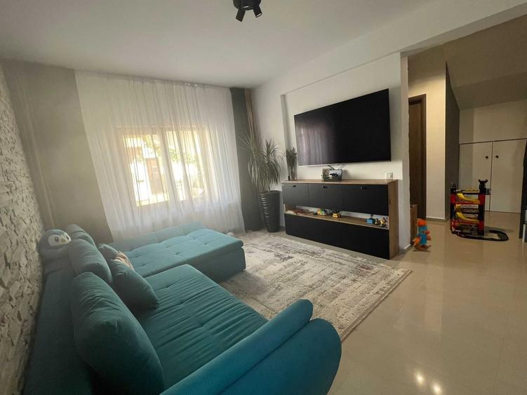 Casă cu 4 camere în Central
