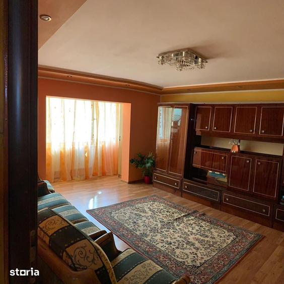 Apartament de vanzare, cu 3 camere, mobilat si utilat, in zona Dambovi - 15