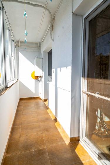 Apartament cu 3 camere decomandat, mobilat în Ultracentral