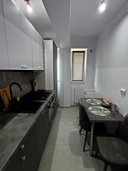 Apartament cu 2 camere decomandat în Miroslava