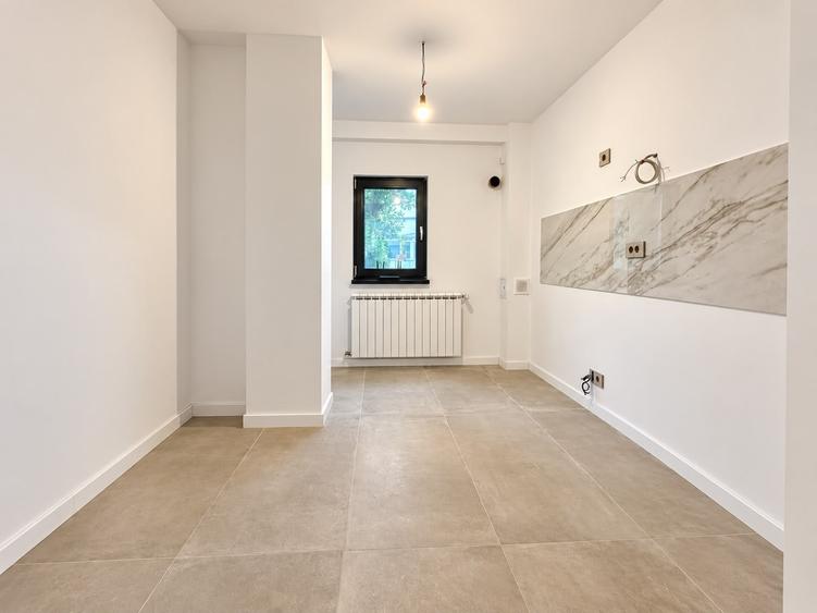 Apartament cu 3 camere decomandat în Beller
