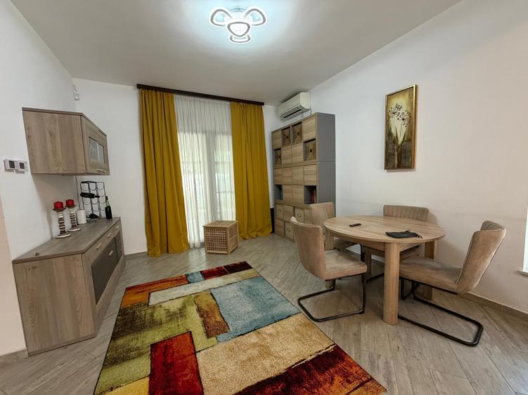 Casă individuală cu 4 camere cu Teren 440 Mp în Tunari