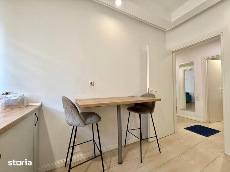 Apartament cu 3 camere decomandat în Ștefăneștii de Jos