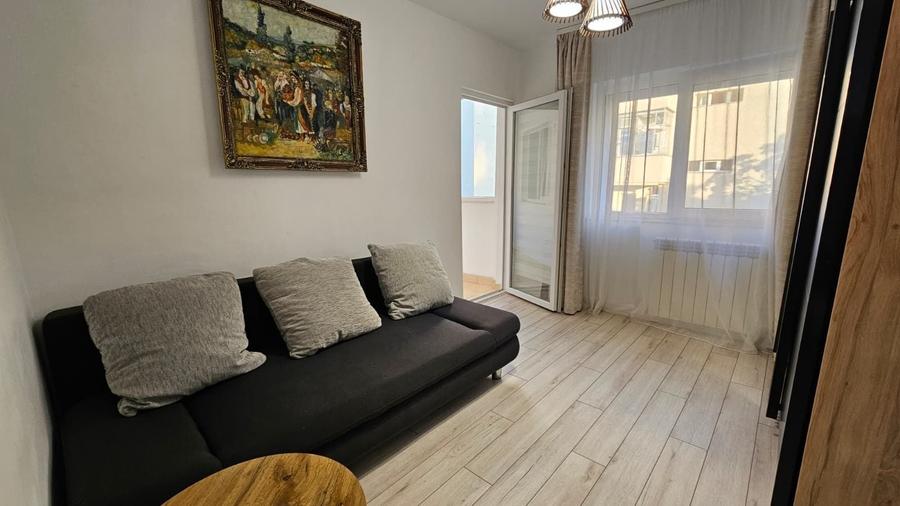 Apartament cu 4 camere decomandat, mobilat în Zorilor