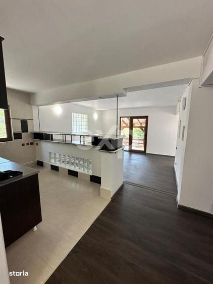 Casă cu 4 camere în Valea