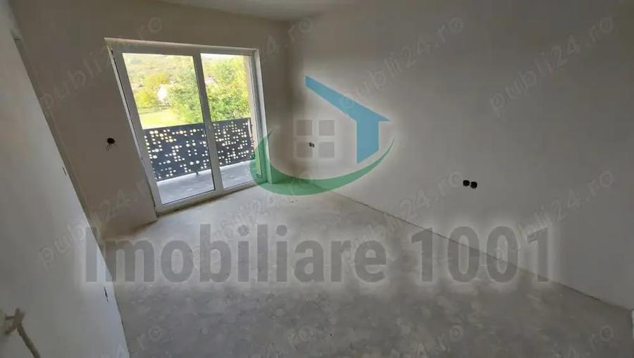 Apartament cu 3 camere decomandat în Tăuții-Măgherăuș