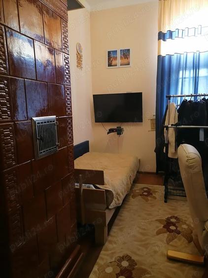Casă cu 6 camere în Central