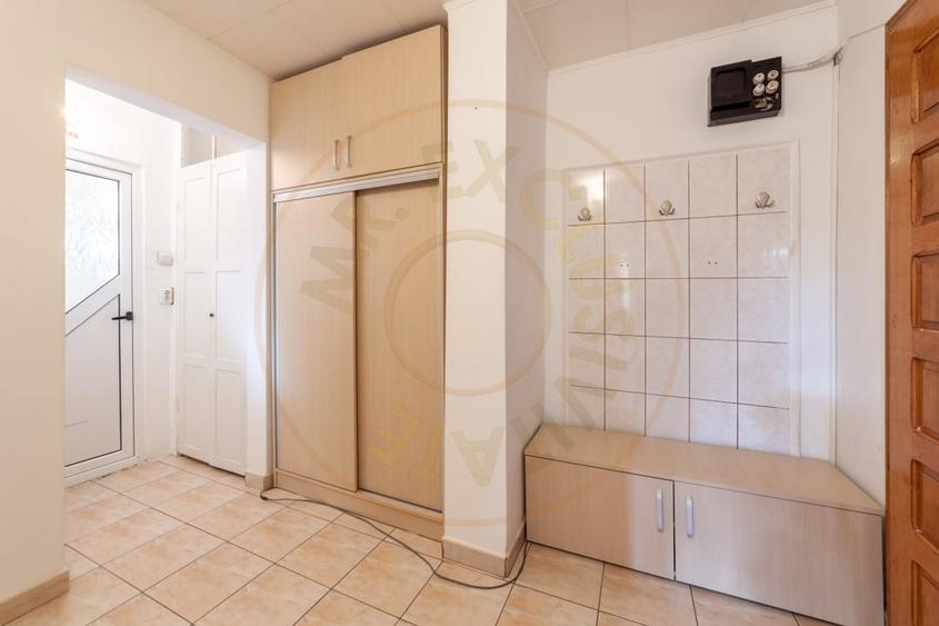 Apartament cu 2 camere decomandat, mobilat în Mioveni