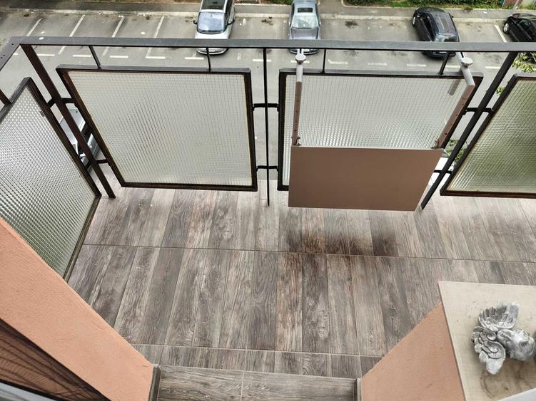 Apartament cu 2 camere semidecomandat în Exterior Vest