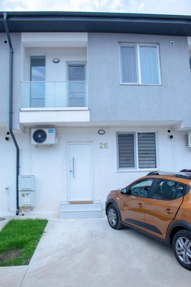 Casă cu 3 camere cu Teren 22 Mp în Dobroești