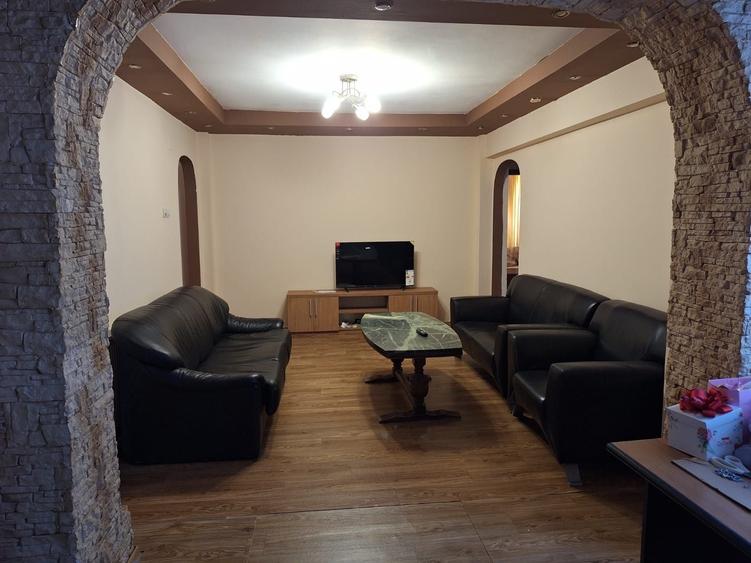 Apartament cu 3 camere decomandat în Gării