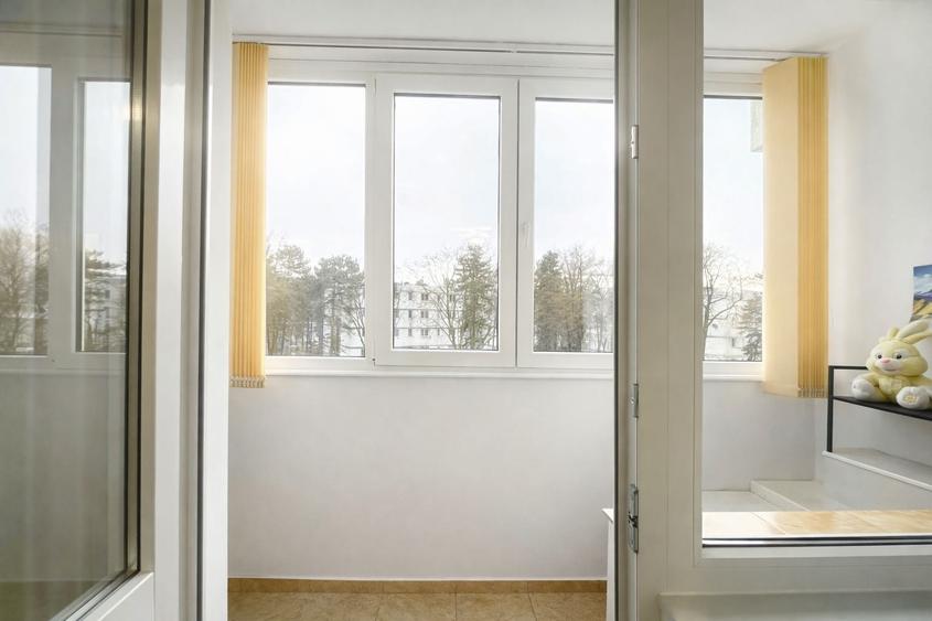 Apartament cu 3 camere decomandat în Central
