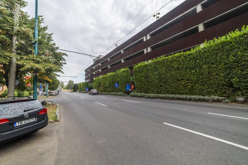 Apartament cu 2 camere semidecomandat, mobilat în Cetății